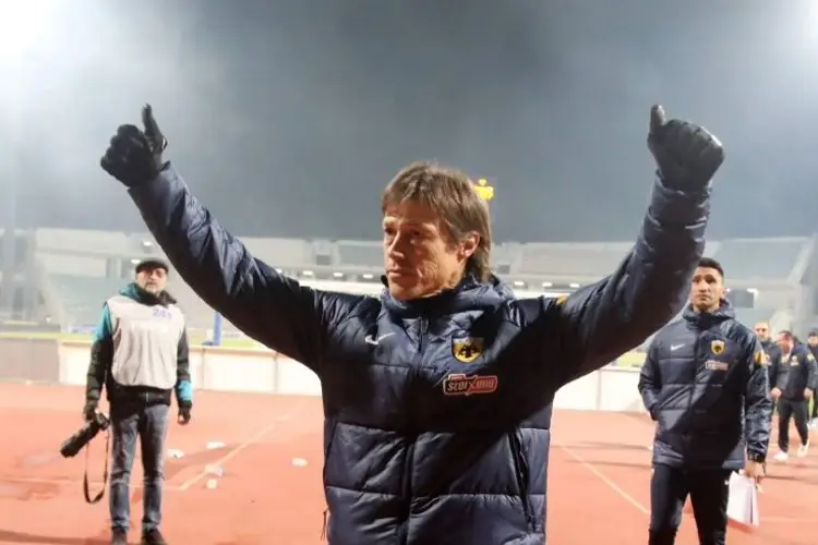 ¿Chivas o Rayados? Almeyda es libre y deja Grecia