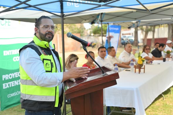 Destaca Pedro Miguel Rosaldo coordinación con Federación, sector energético y comunidad en obras educativas