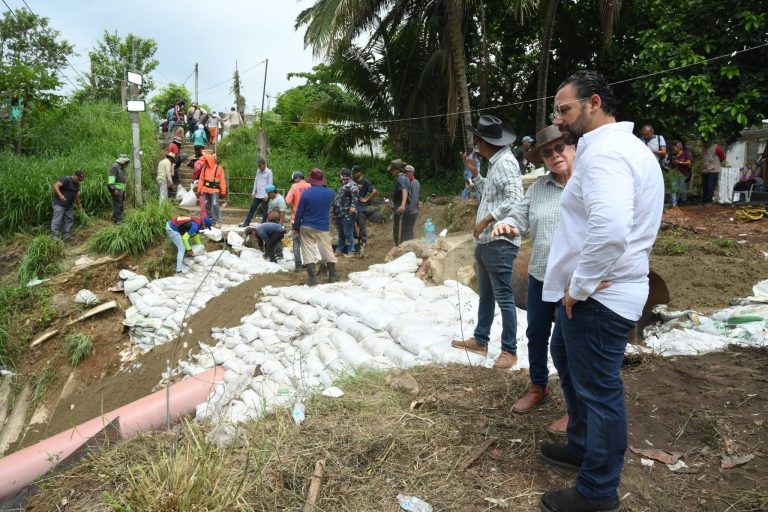 Coatzacoalcos necesitaba ayuda: Pedro Miguel Rosaldo atiende siete puntos críticos tras intensas lluvias