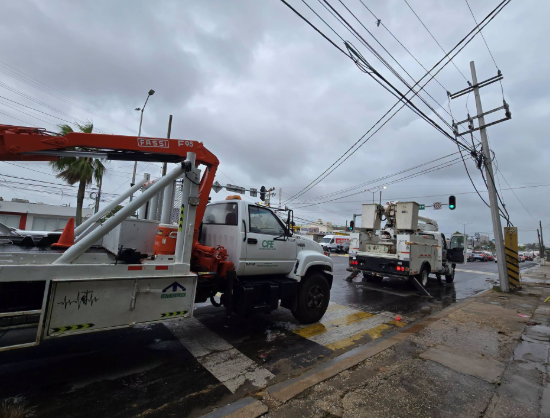 Más de 100 empleados y 45 plantas de luz atenderán afectaciones de electricidad en Coatzacoalcos